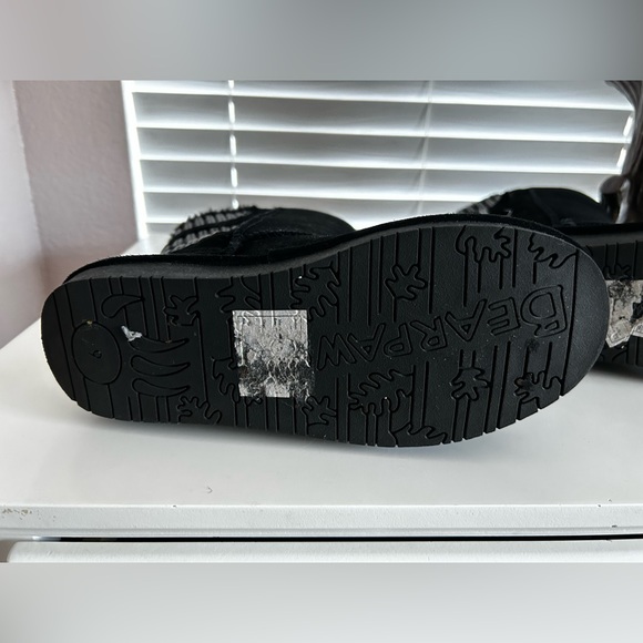 BearPaw boots, like new. - Picture 8 of 8
